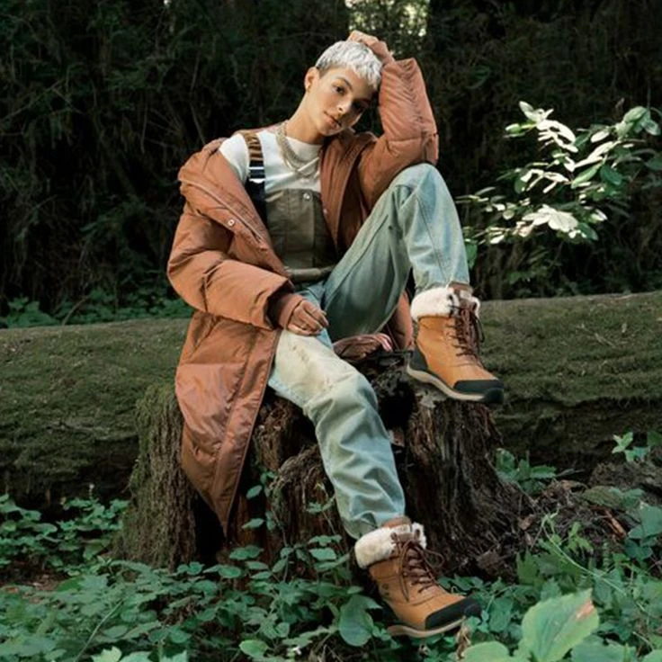 Ugg Art. ADIRONDACK BOOT III - Brown - Image 8