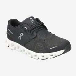 On Running Art.  59.98904 Cloud - Black