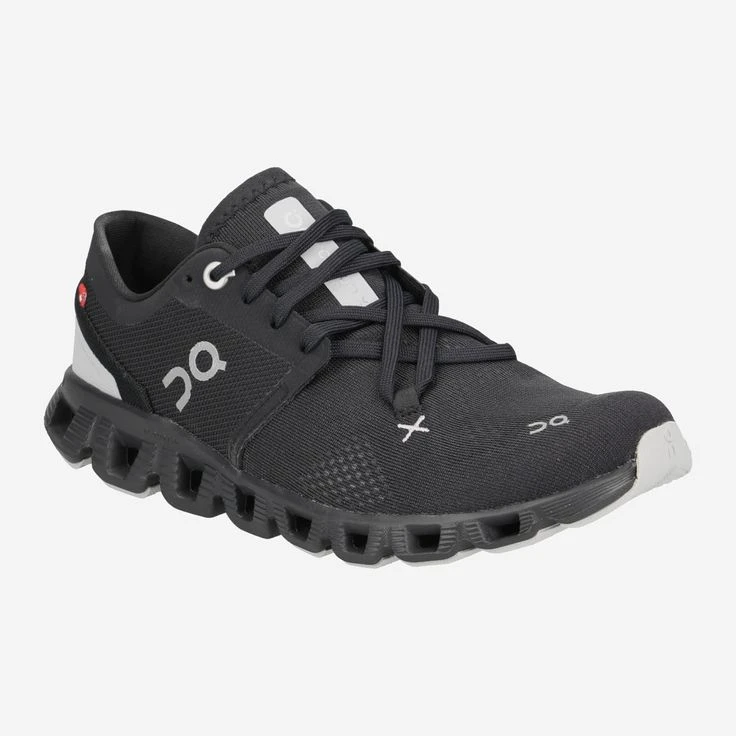 On Running Art. 60.98696 Cloud X 3 - Black
