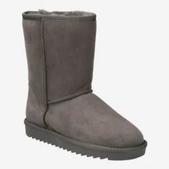 Ara Art.  ALASKA - Gray