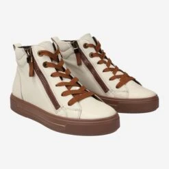 Ara Art.  COURTYARD 2 - White