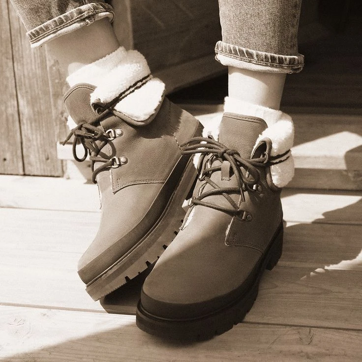 Clarks Art. Orianna Turn - Green/ Olive Green - Image 6